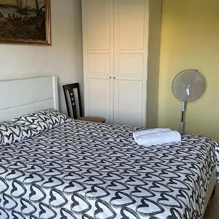 Homestay Con O Sin Balcon Badalona